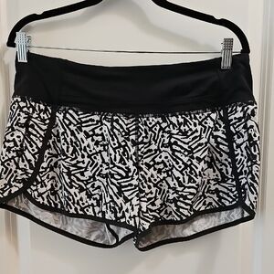 260. Lululemon Speed Up Short